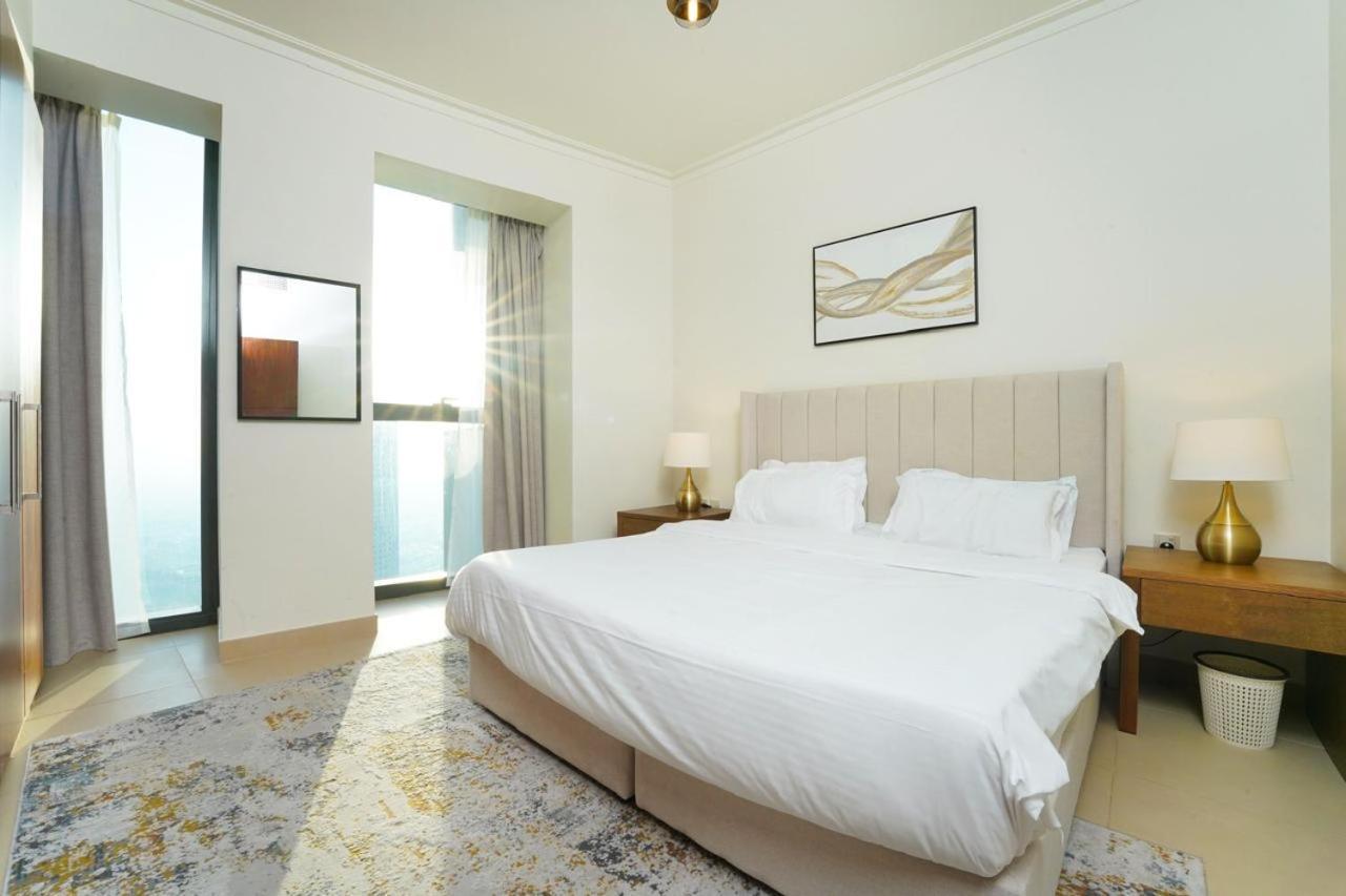 Apartment Amakin Burj Vista Tower 1 *