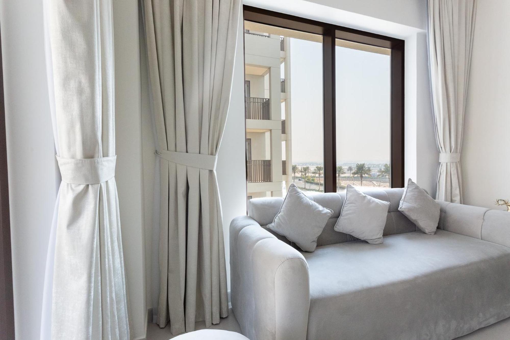 Apartment Elegant 1 Bedroom At Creek Bayshore