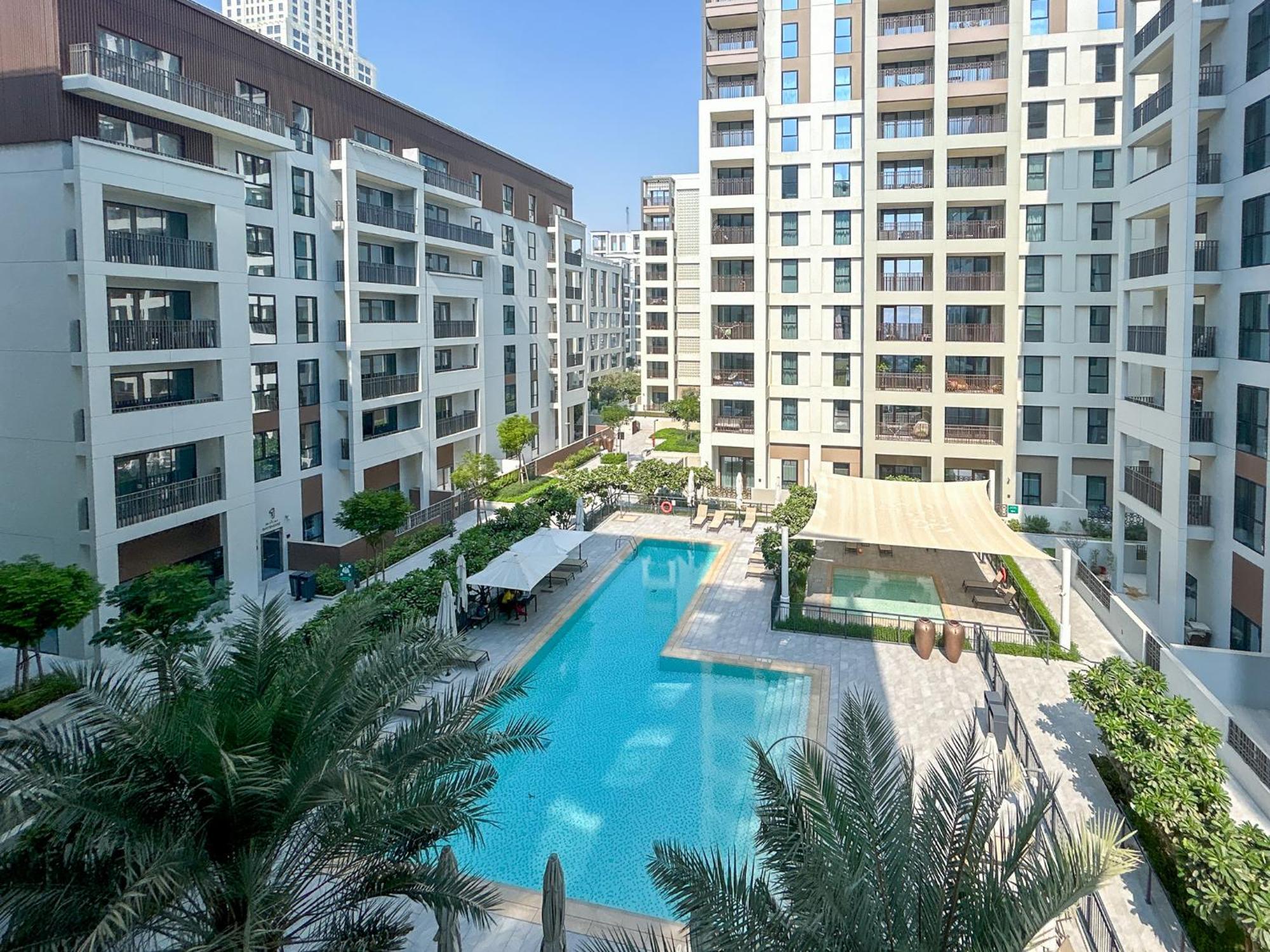 Elegant 1 Bedroom At Creek Bayshore Apartment