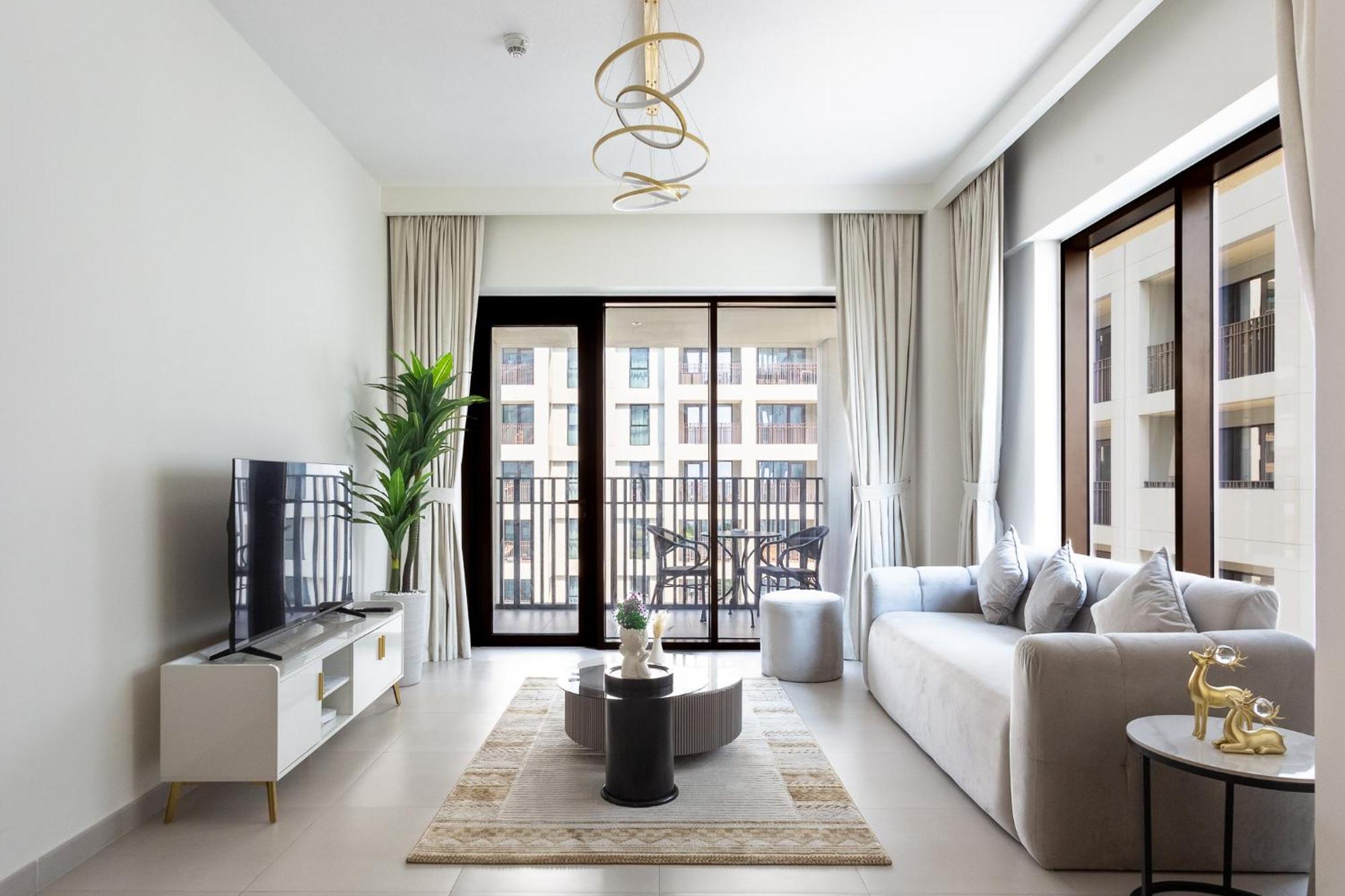 Elegant 1 Bedroom At Creek Bayshore Apartment Dubai
