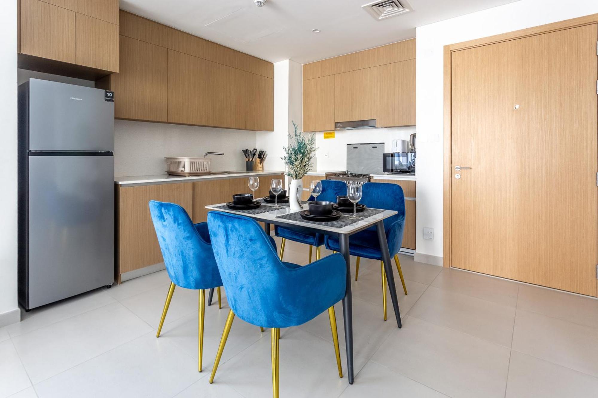Elegant 1 Bedroom At Creek Bayshore * Dubai
