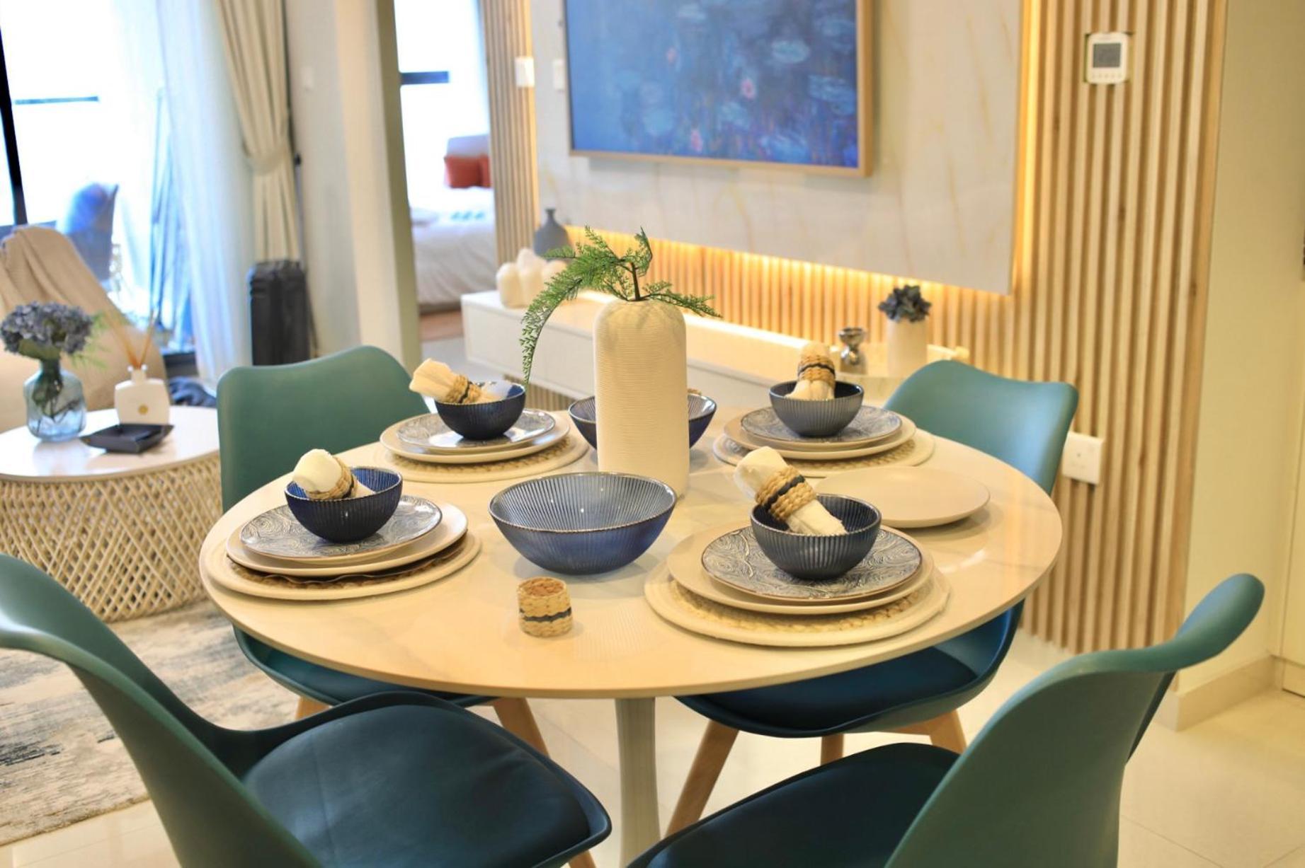 2br Sky High Floor At Aykon Tower C Business Bay By Vibel