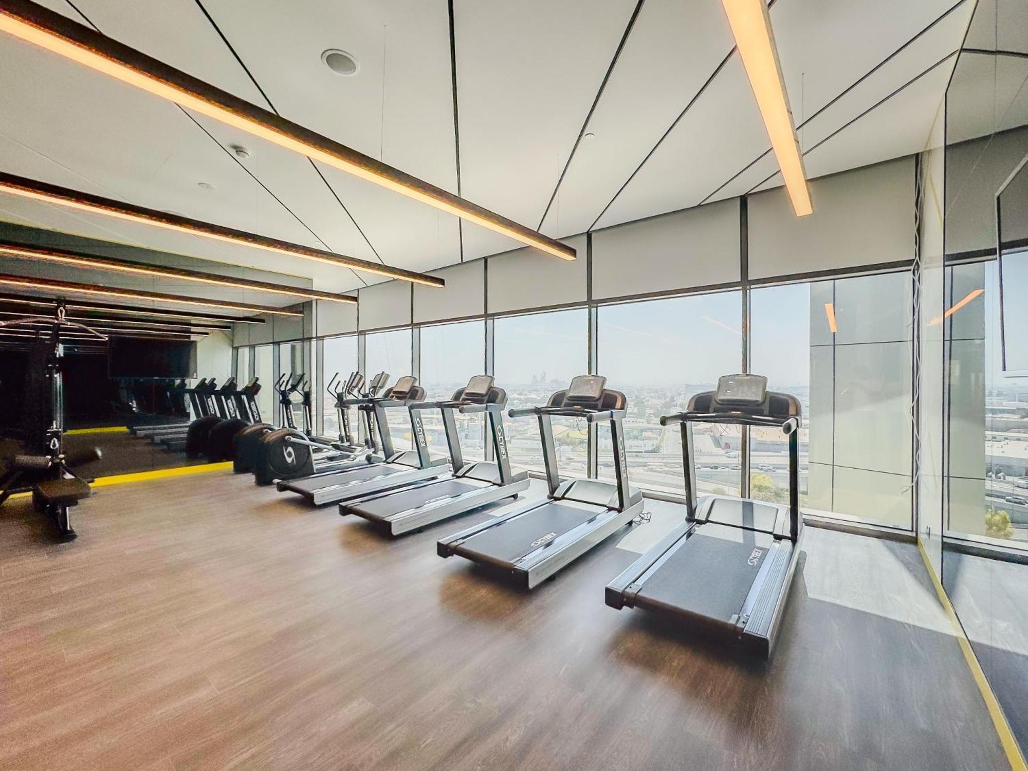 1 Bed In Upscale Neighbourhood Business Bay Apartment