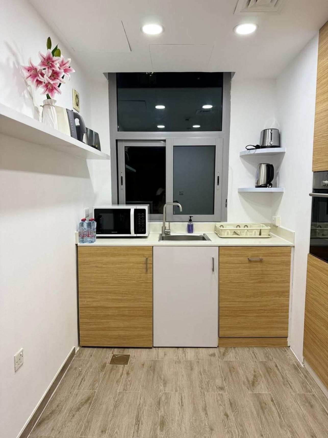 Comfortable, Spacious 1bd In Marina * Dubai