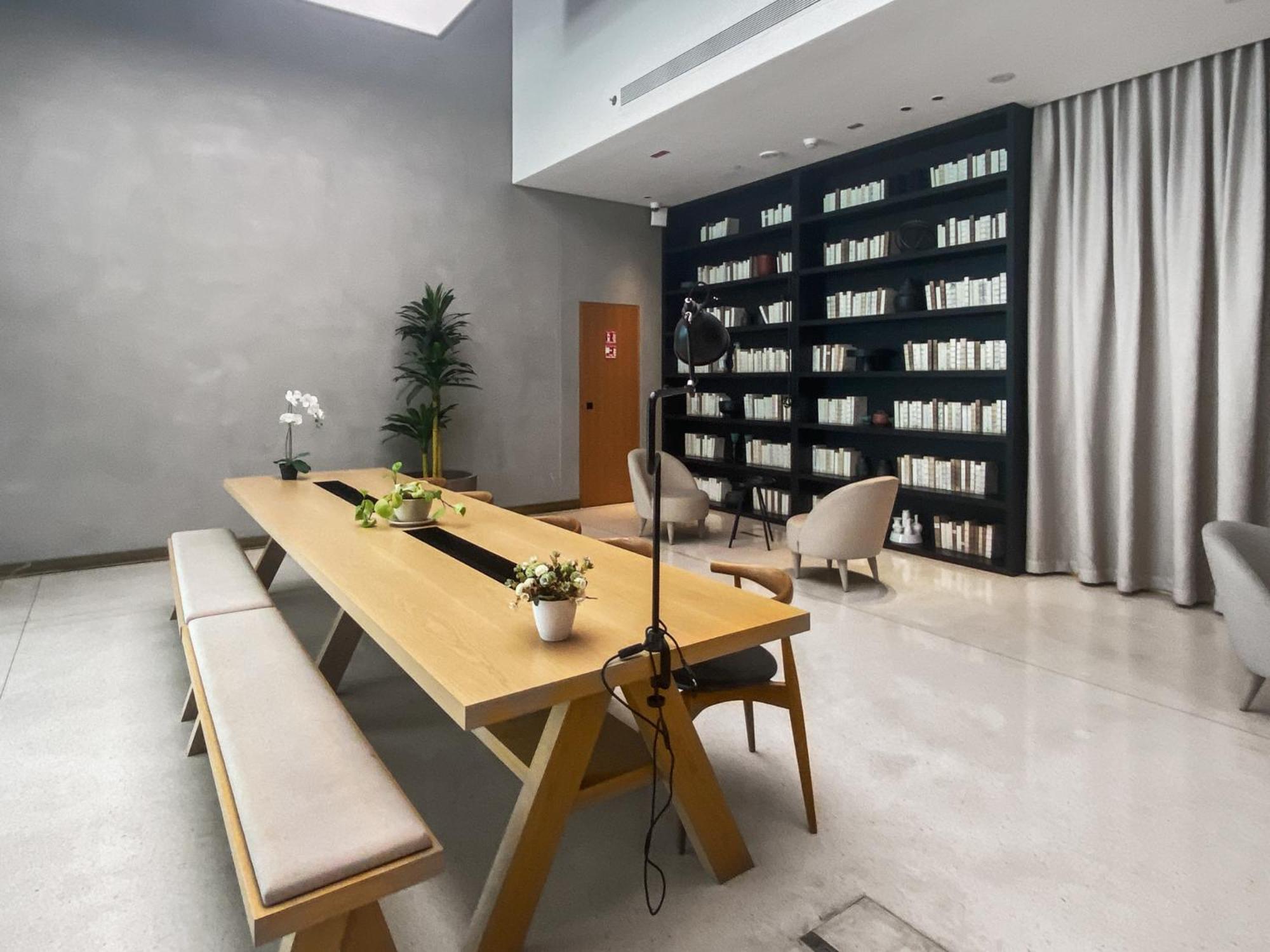Apartment Waves - Chic High-floor Retreat With Canal Views Dubai
