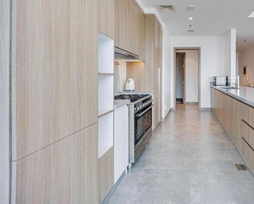 Apartment Stella Maris Marina - Unrivalled Marina Views - 2 Bdr
