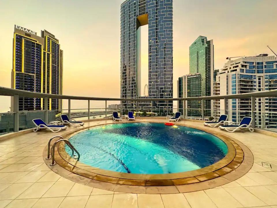 Full Marina View - Luxury Apartment *