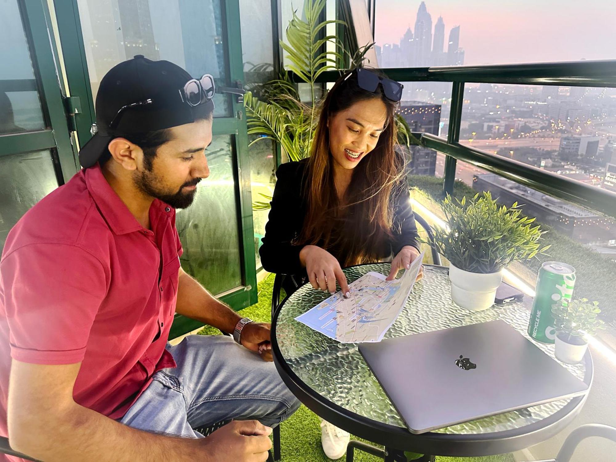 Homestay Horizon View Partition In Barsha Heights Near Metro *