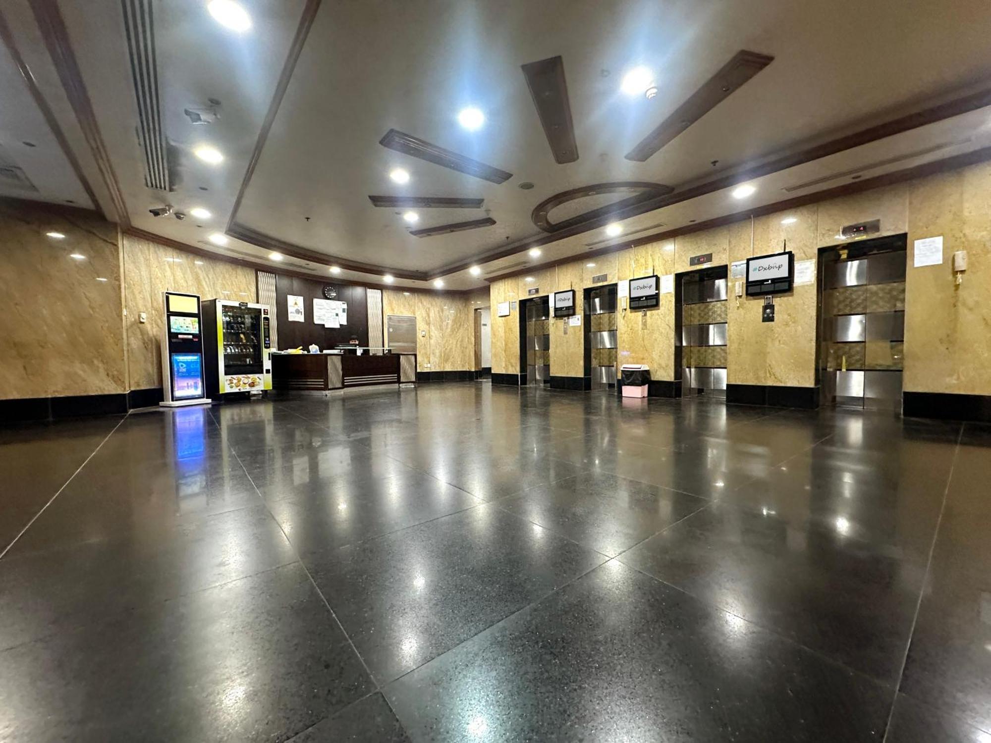 Homestay Horizon View Partition In Barsha Heights Near Metro