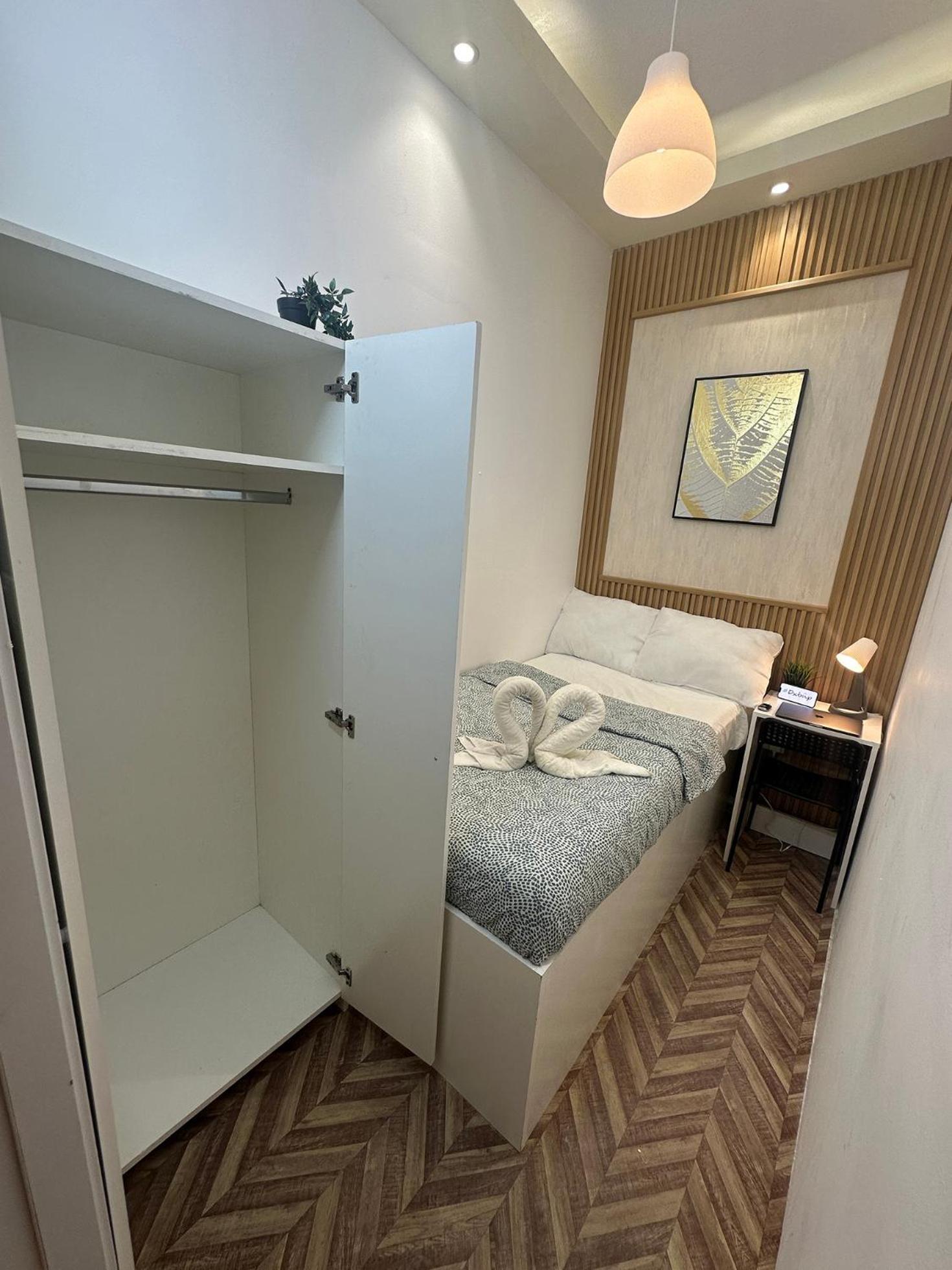 Quiet Partition In Tecom Barsha Heights Homestay