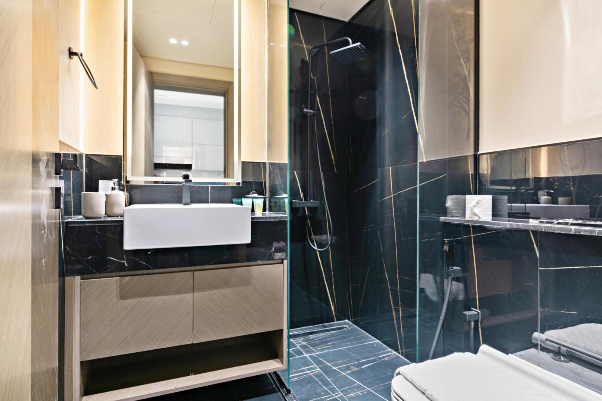Apartment Furnished Binghatti Canal - Burj Khalifa View, *