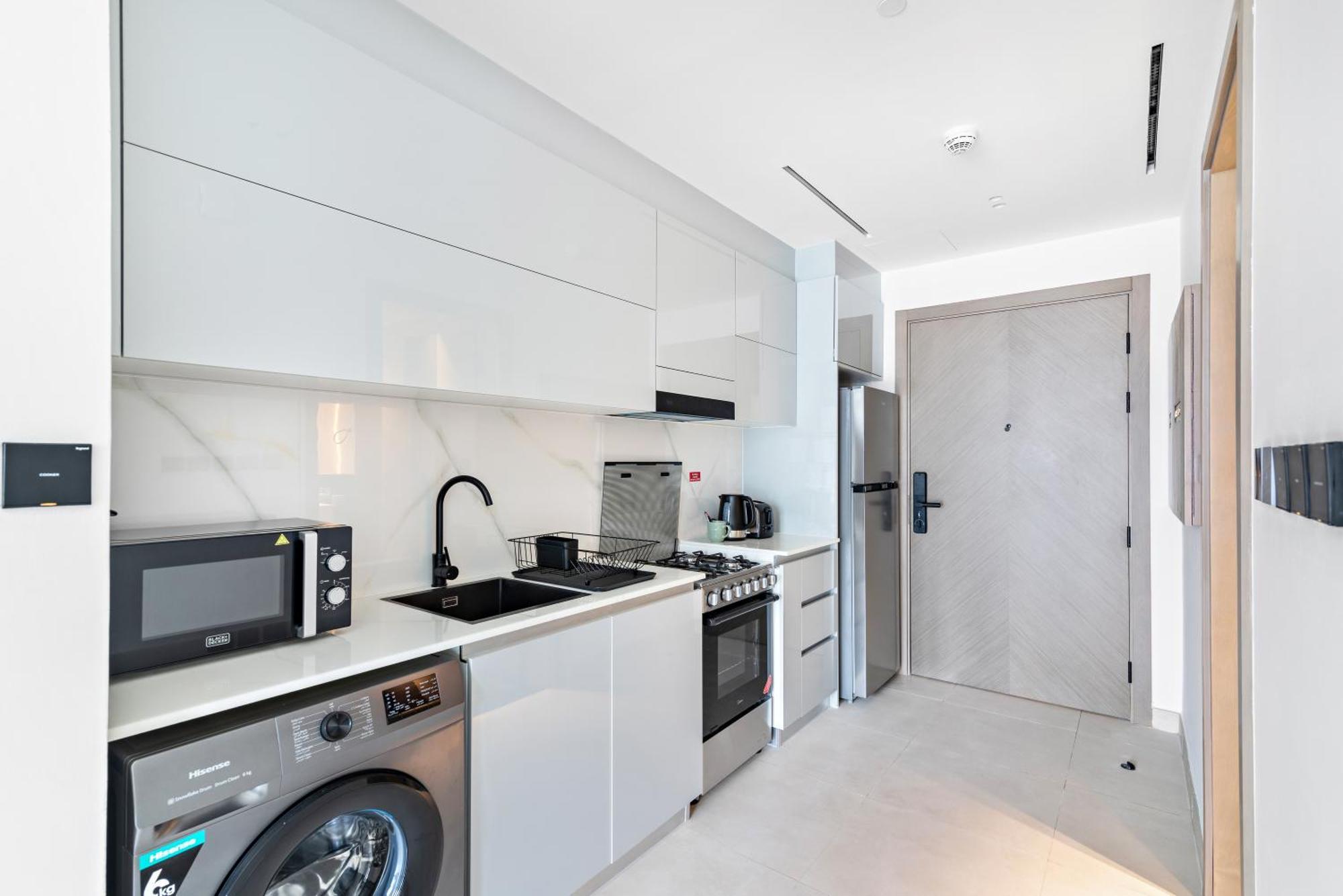 Furnished Binghatti Canal - Burj Khalifa View, Apartment *
