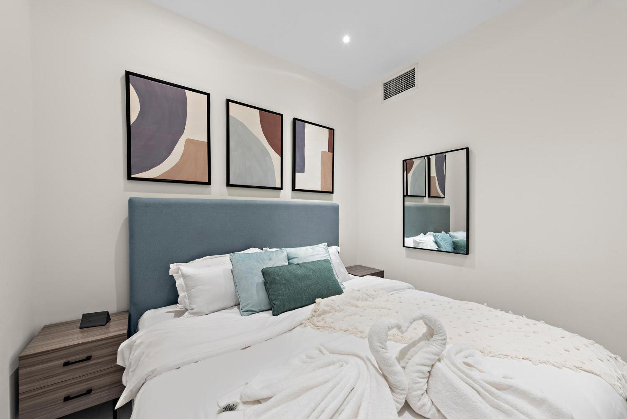 Apartment First Class 2br With Full Boulevard View
