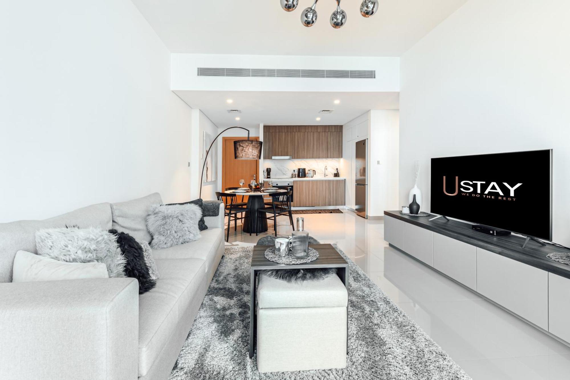 Opulent & Chic - 1 Bedroom - Beachfront Dubai