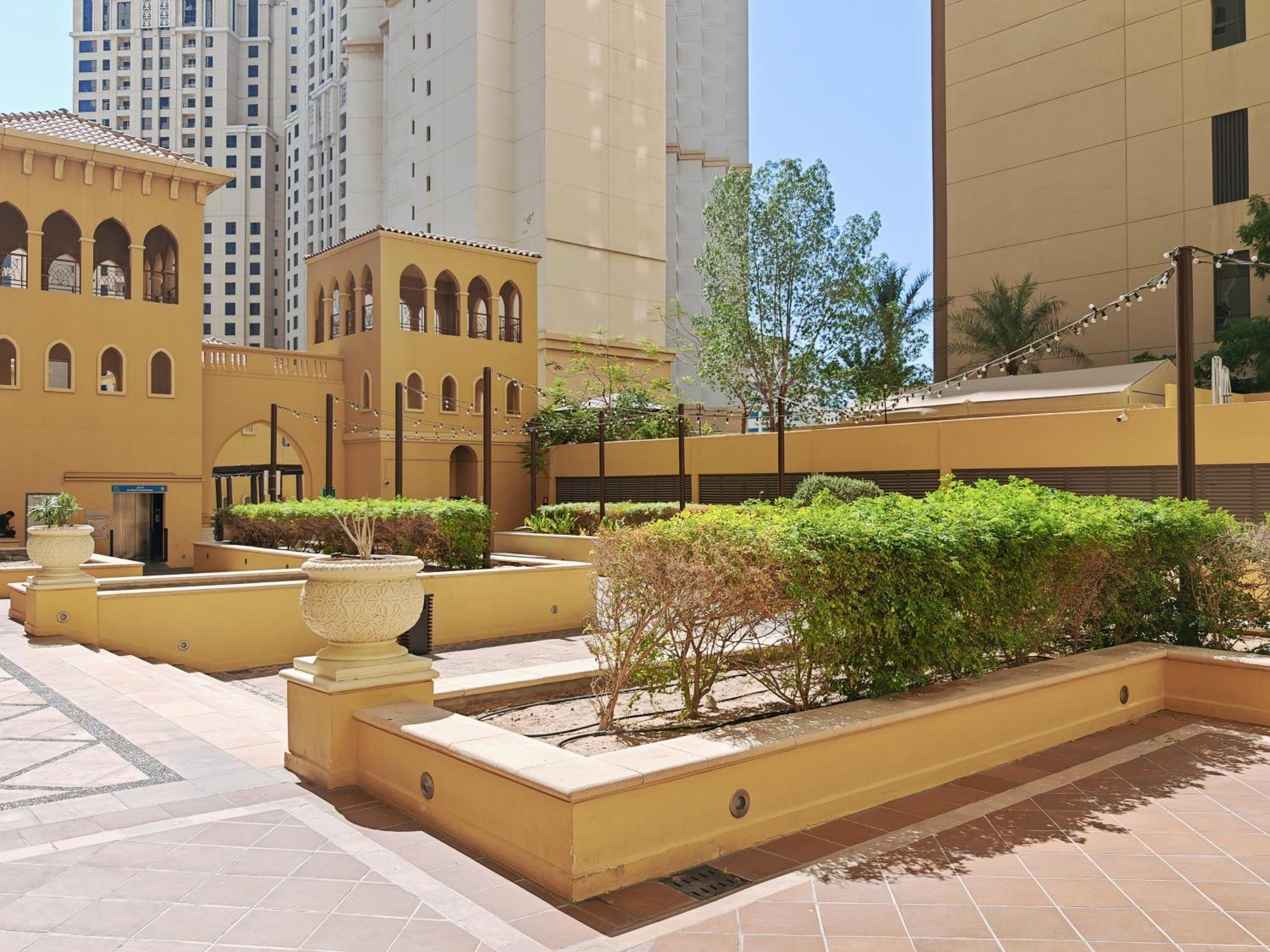 Jbr Amwaj-4 3bdr Apartment