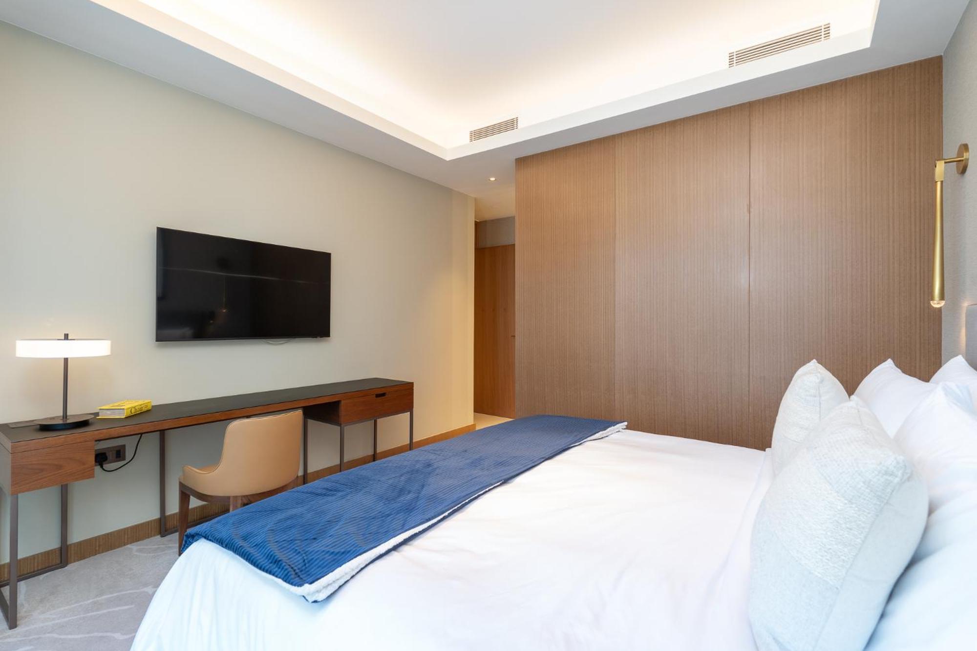 Address Residences Opera - Burj Khalifa Views 2 & 3-bedroom 1 Minute Walk To Burj Khalifa, Mall, Fountain By Heaven Crest Apartment *