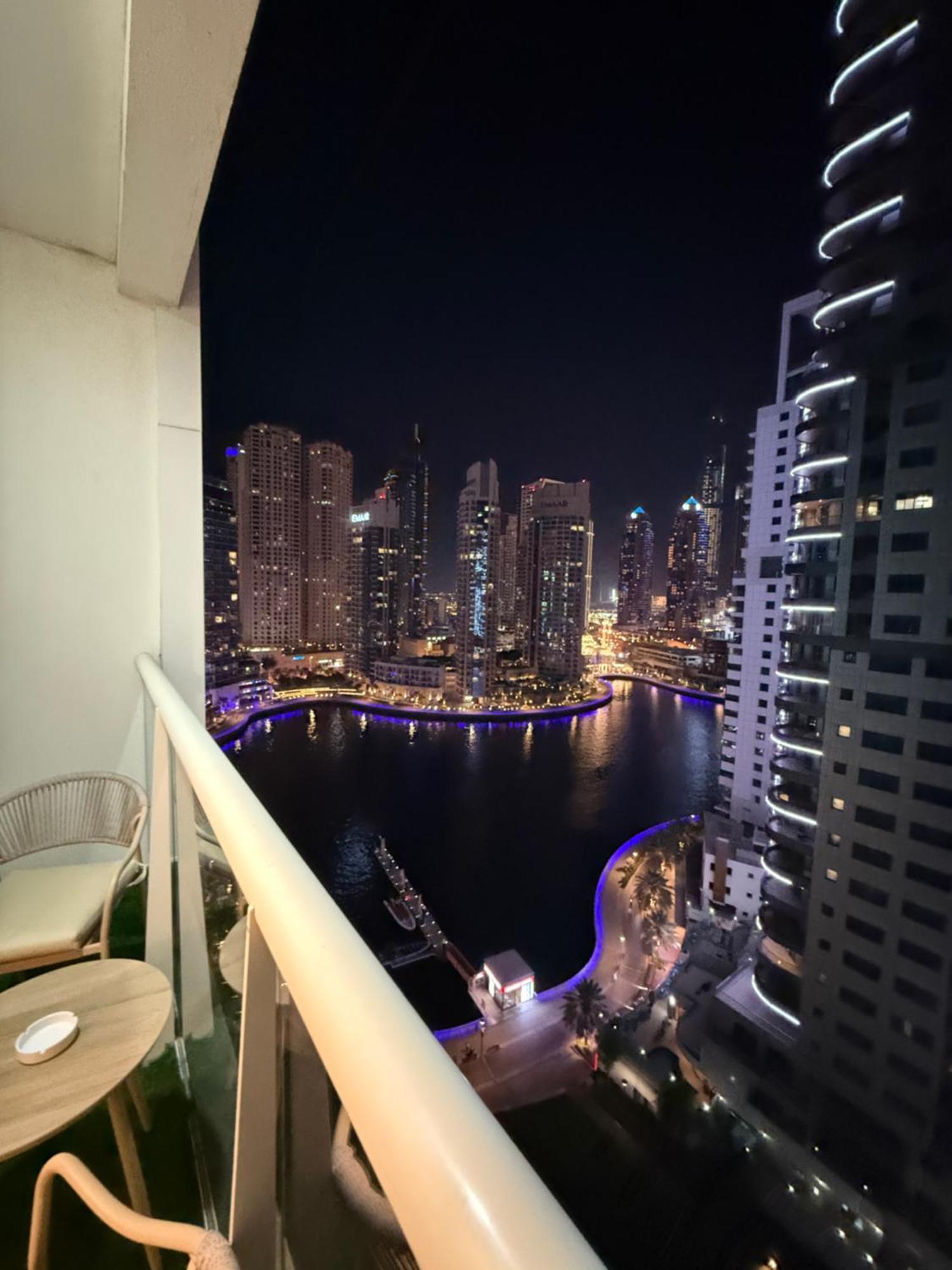 Livincci- Luxury Living Apartment *