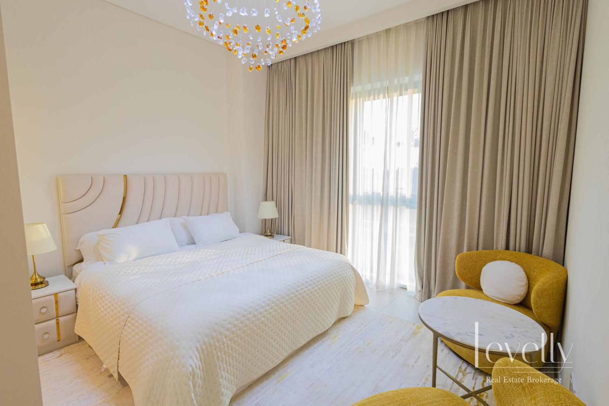 Spacious Modern 2br With Partial Burj Khalifa View *