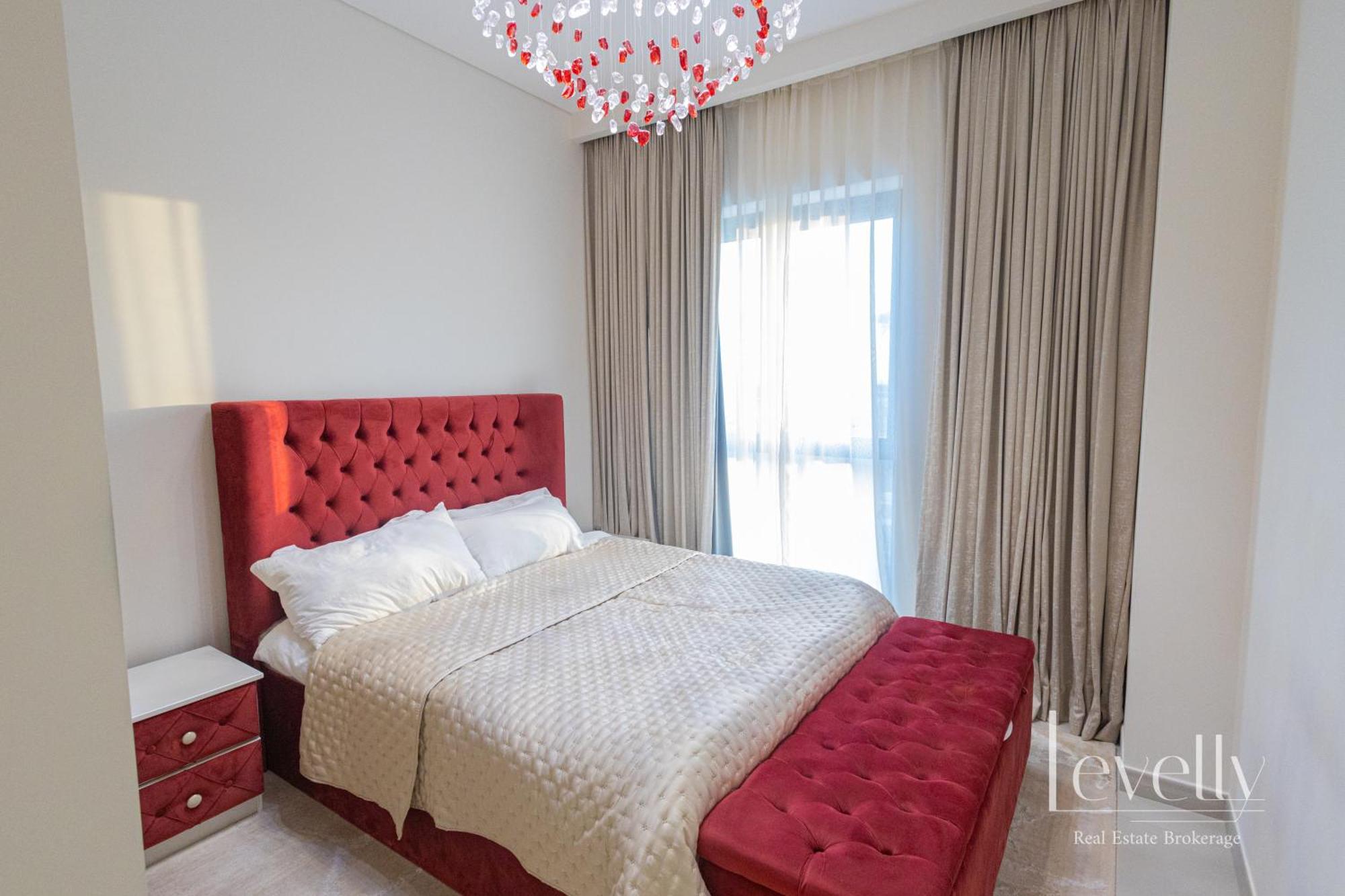 Spacious Modern 2br With Partial Burj Khalifa View Dubai