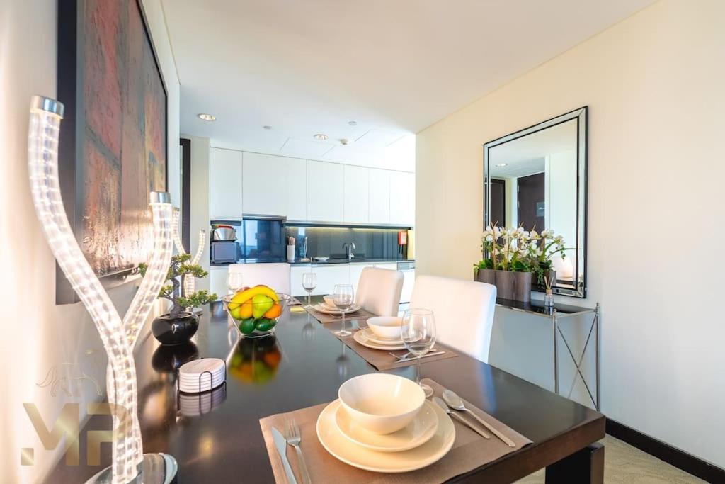 Marco Polo - Chic 1br In Marina Hub, Expansive Balcony Apartment *