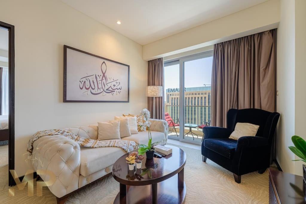 Marco Polo - Chic 1br In Marina Hub, Expansive Balcony *
