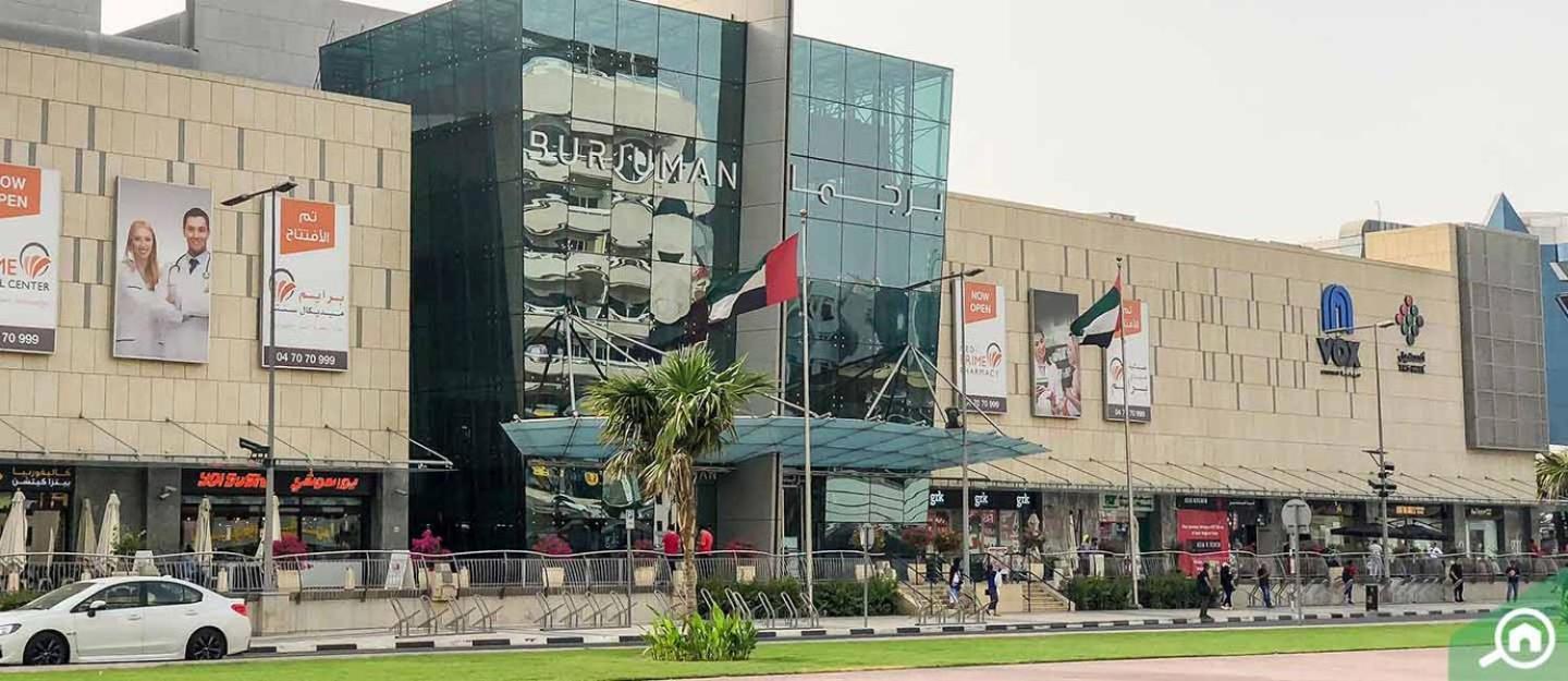 Partition In Al Seef Near Burjuman Metro Homestay Dubai
