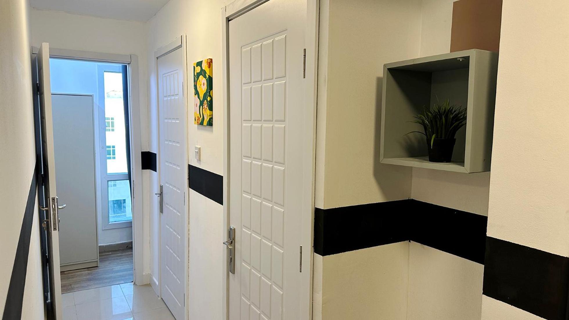 Homestay Partition In Al Seef Near Burjuman Metro *