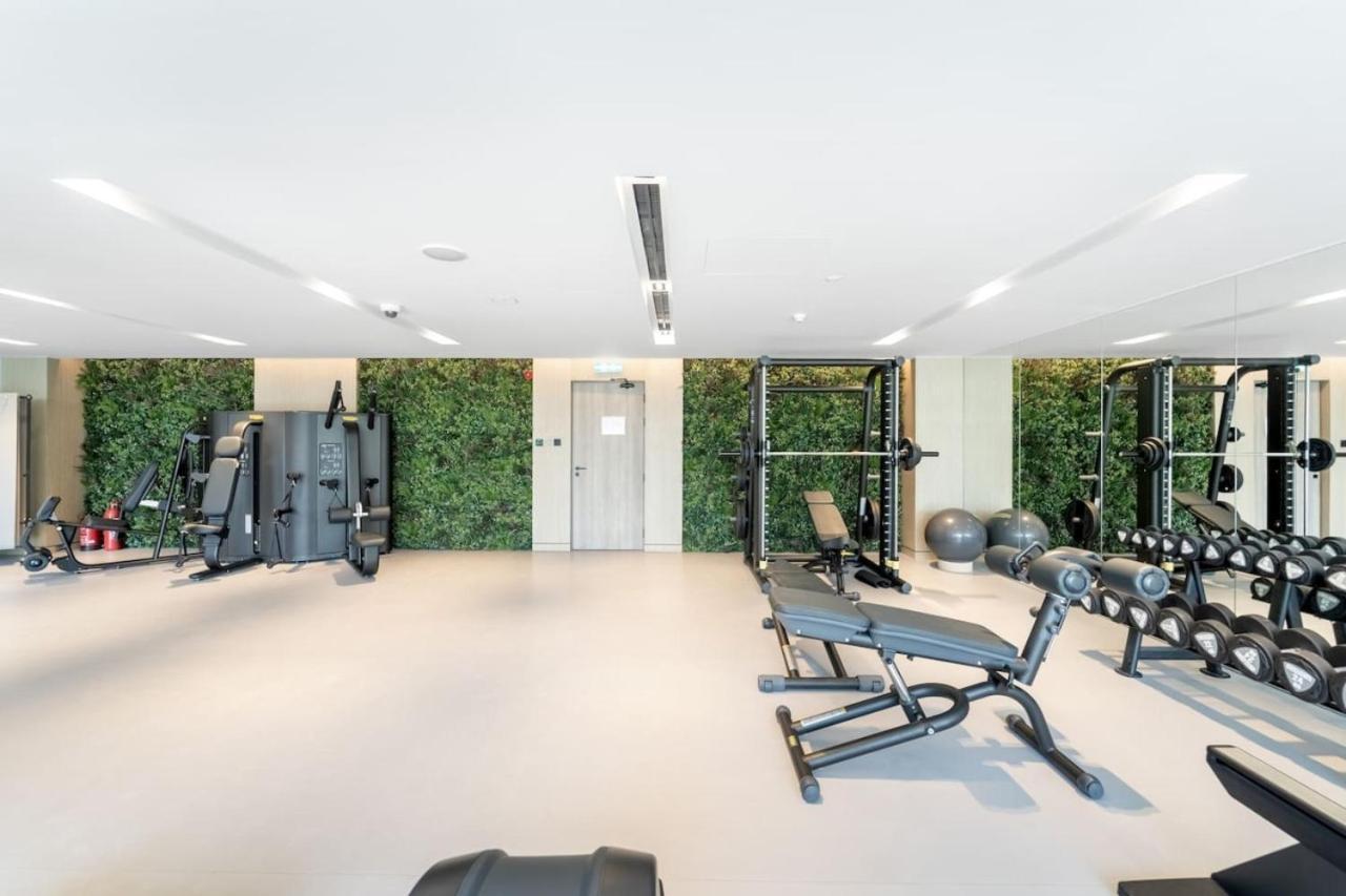 Skyline Serenity At Oxford Apartment Dubai
