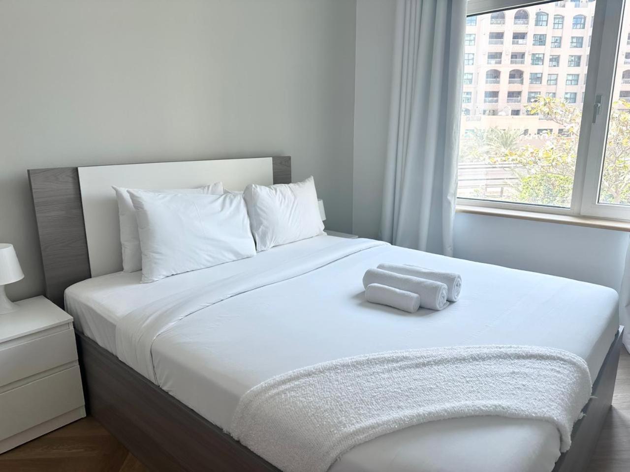Tranquil 1br Palm With Access And Park Views