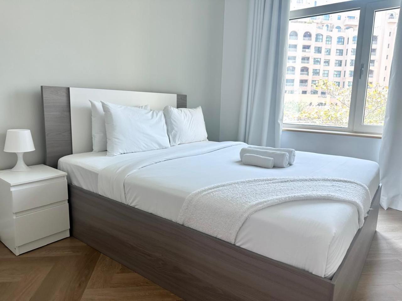 Apartment Tranquil 1br Palm With Access And Park Views