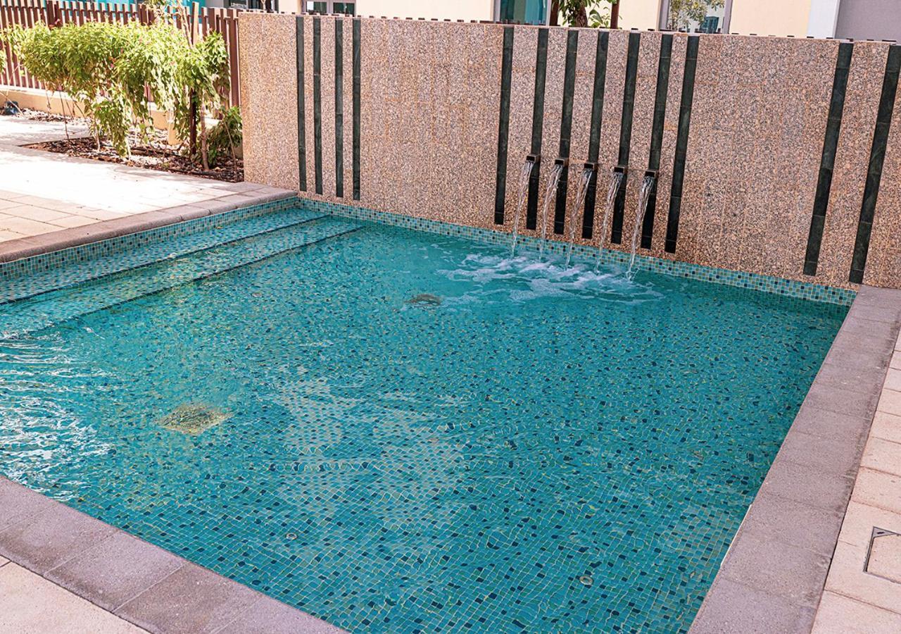 5 Star New Modern Apartment Dubai