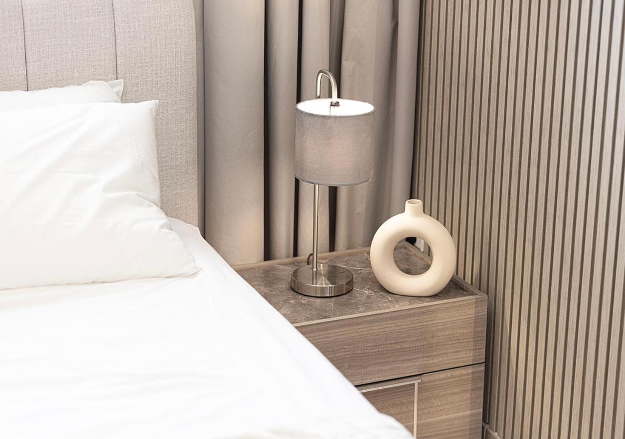 Apartment 5 Star New Modern Dubai