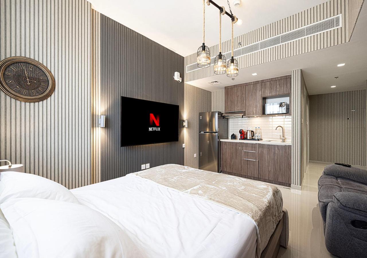 5 Star New Modern Dubai