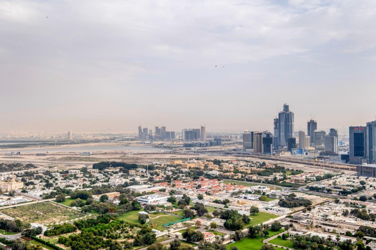 Blueground Difc Squash Pool Gym City View Dxb-1483 Apartment
