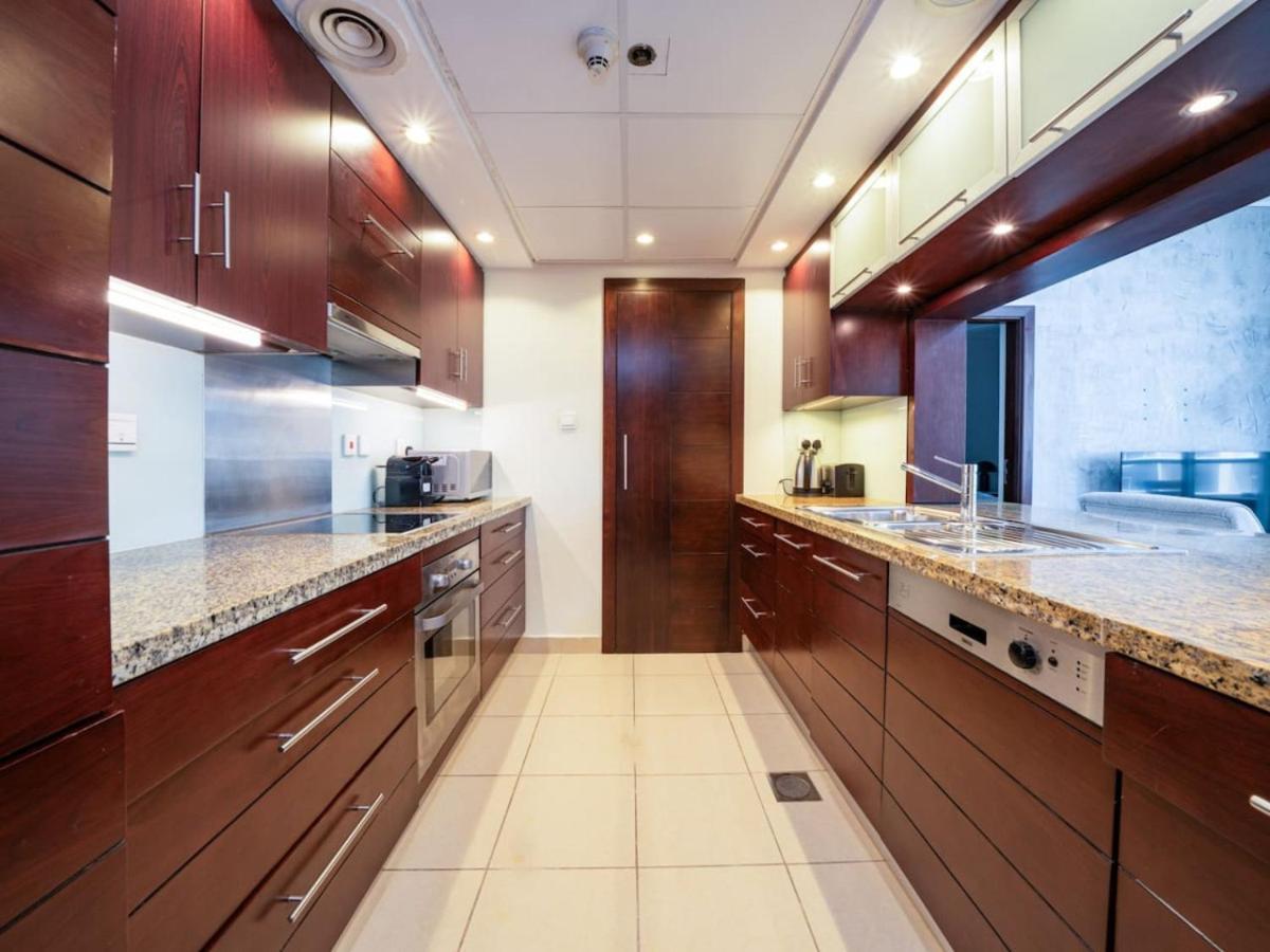 Apartment Downtown 1 Bed With A Pool Side Burj Khalifa View