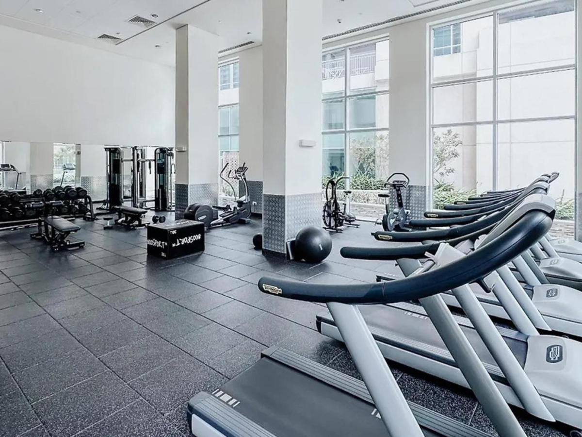 Apartment Downtown 1 Bed With A Pool Side Burj Khalifa View *