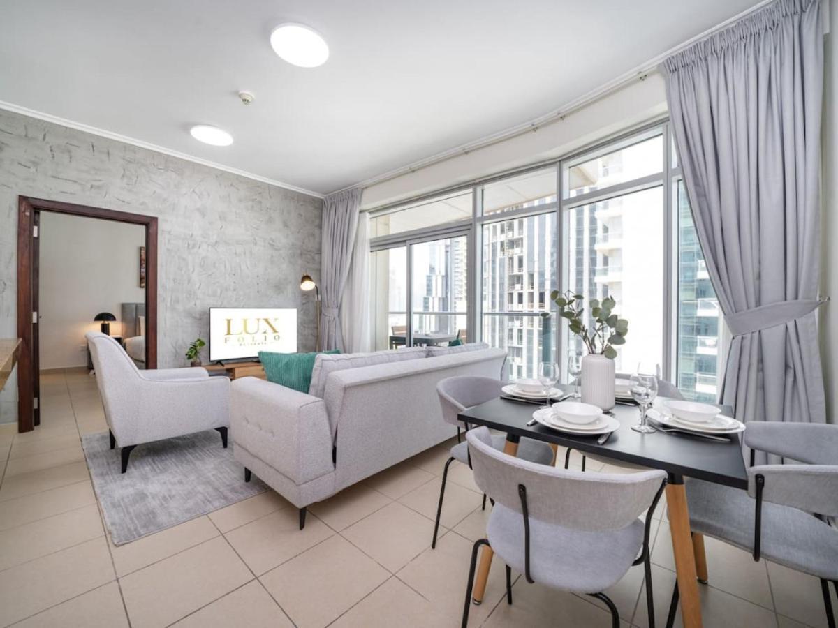 Downtown 1 Bed With A Pool Side Burj Khalifa View *