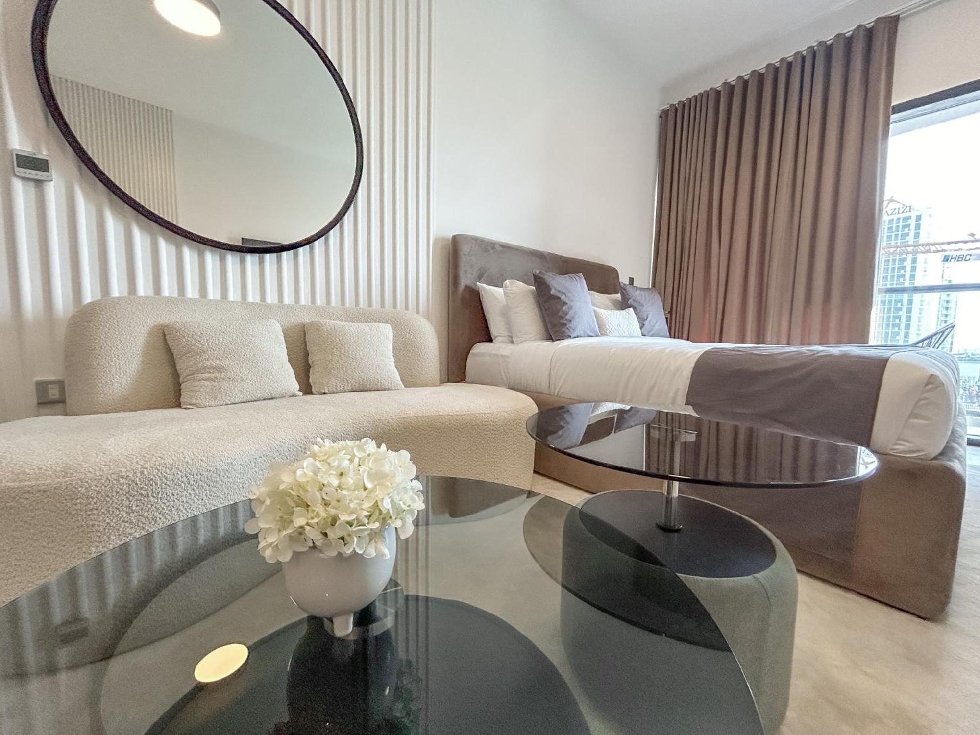 Easygo - Al Waleed Garden 2 Extraordinary * Dubai