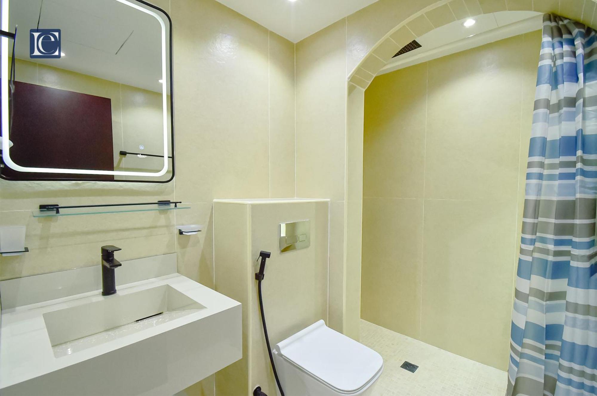 Luxury Escapes - Elegant 3br With 4 Balconies In 29 Blvd * Dubai
