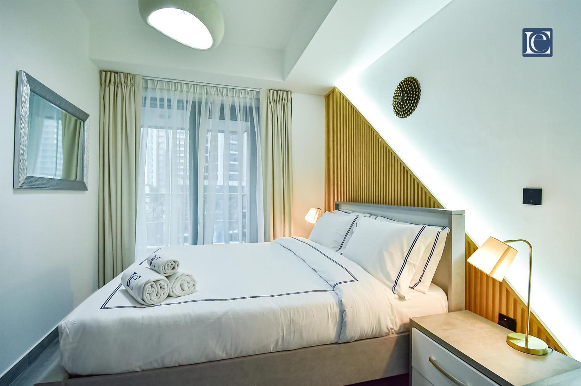 Apartment Luxury Escapes - Elegant 3br With 4 Balconies In 29 Blvd Dubai