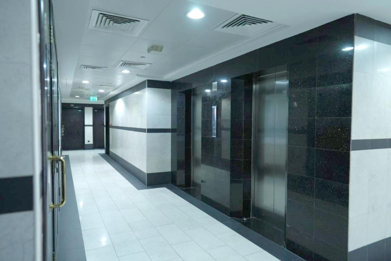Homestay Inspire Partition In Al Seef Near Burjuman Metro *