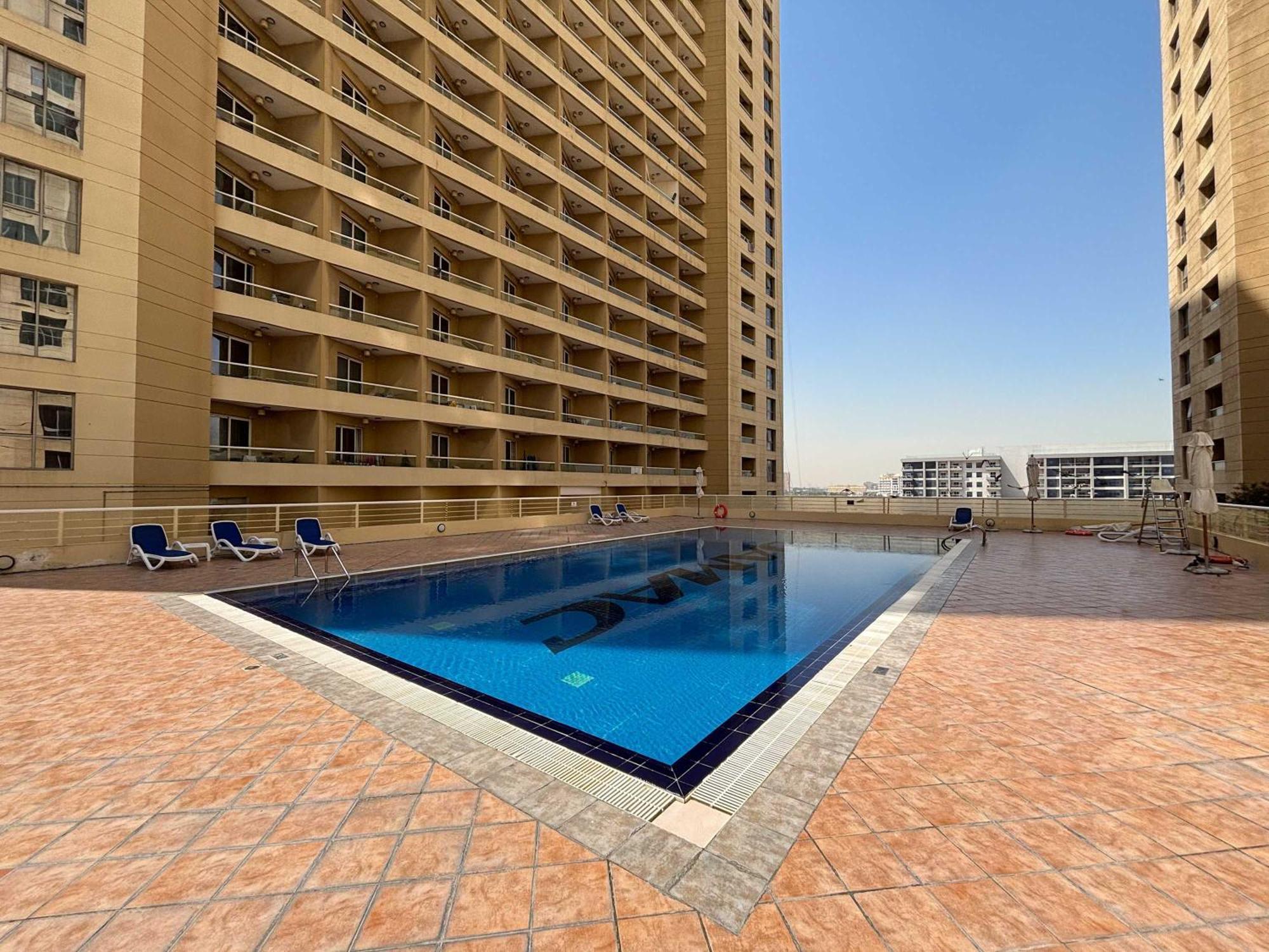 Apartment Frank Porter - Lakeside Tower C Dubai