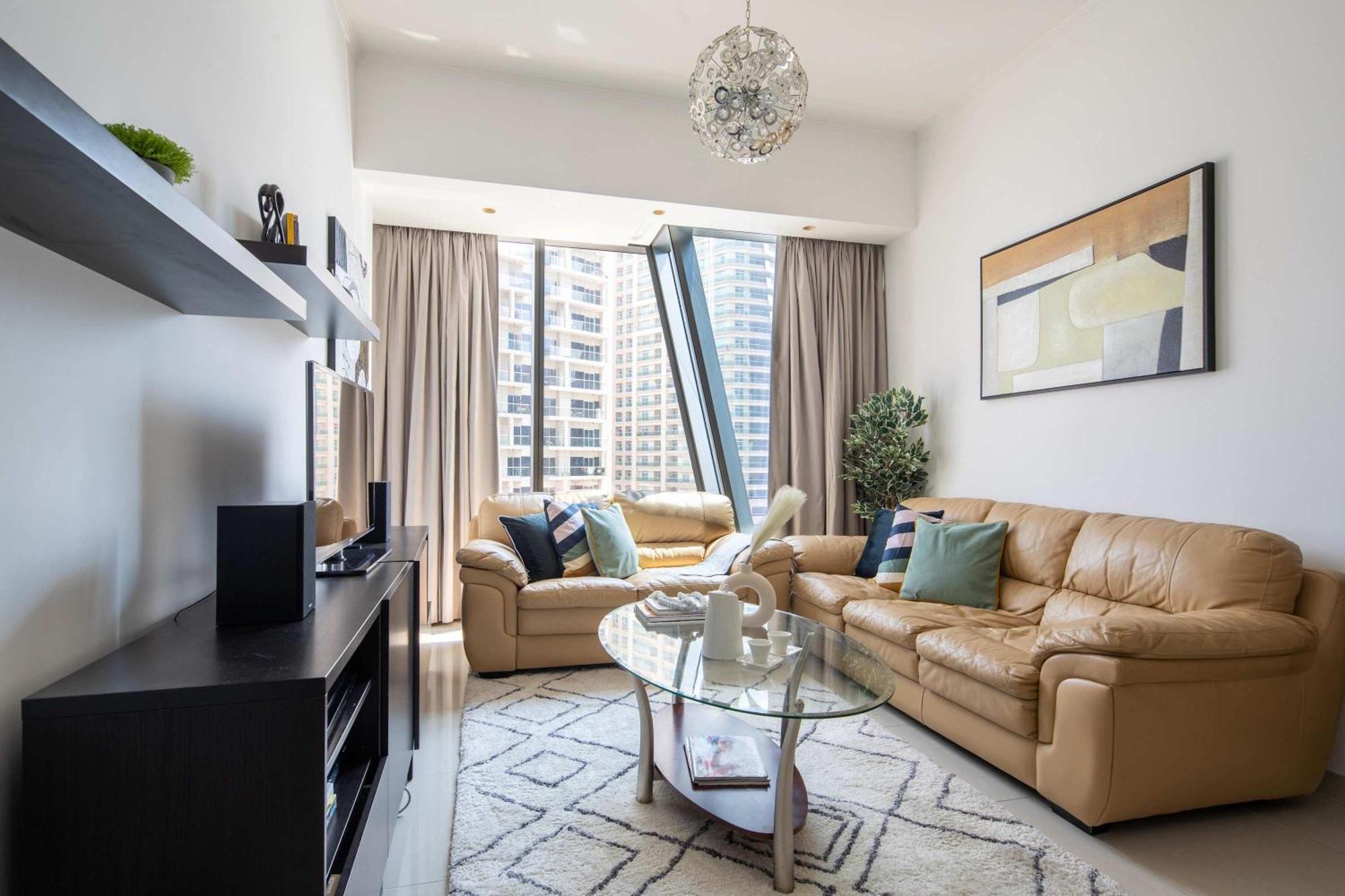 Frank Porter - Silverene Tower B Apartment