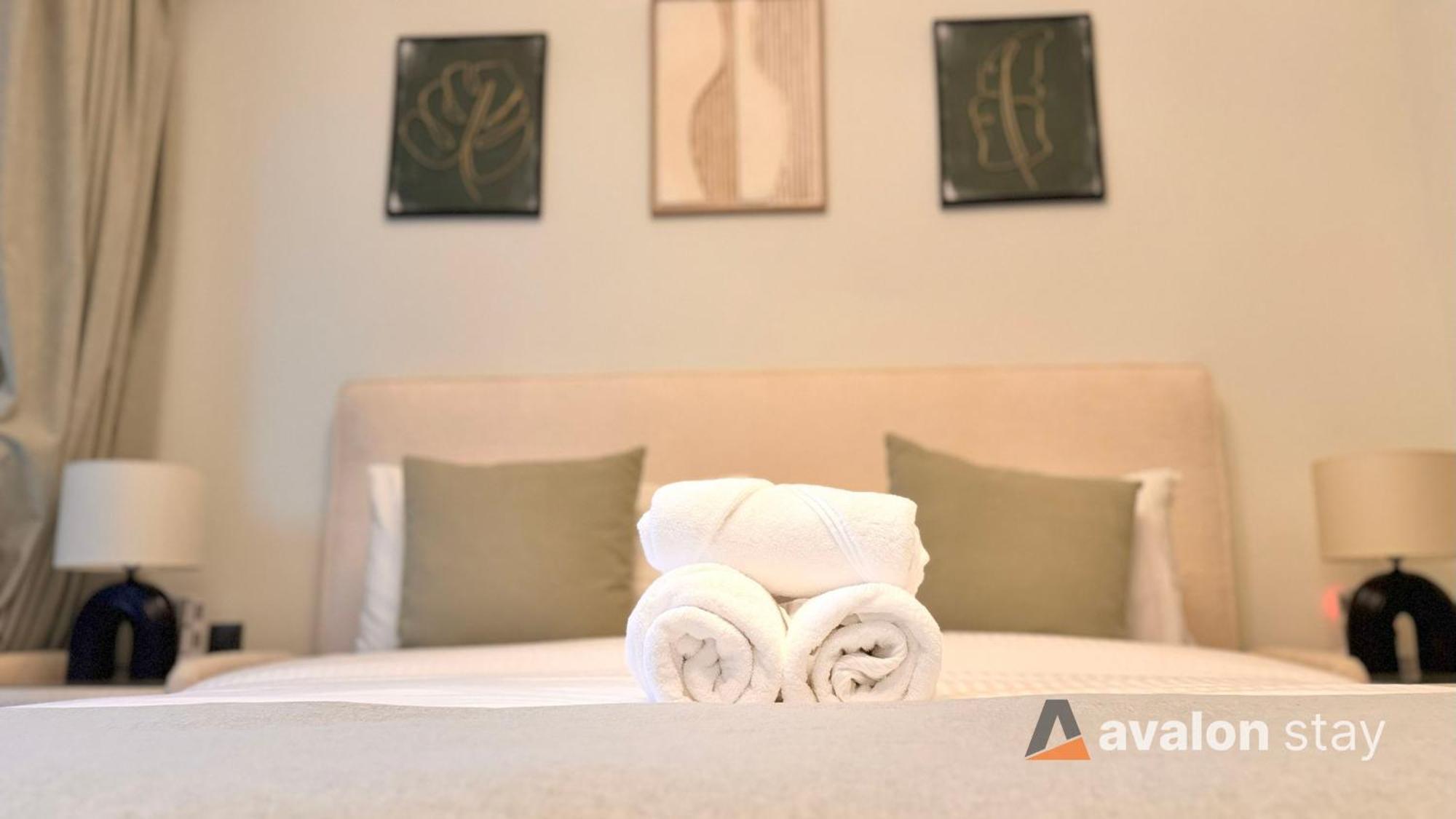 Apartment Avalonstay - Luxury 1br In Downtown Dubai-brand New-burj Khalifa & Fountain Views From Pool Dubai
