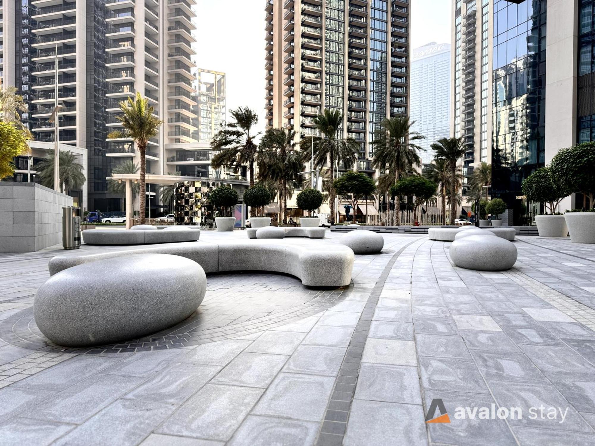 Avalonstay - Luxury 1br In Downtown Dubai-brand New-burj Khalifa & Fountain Views From Pool Apartment *