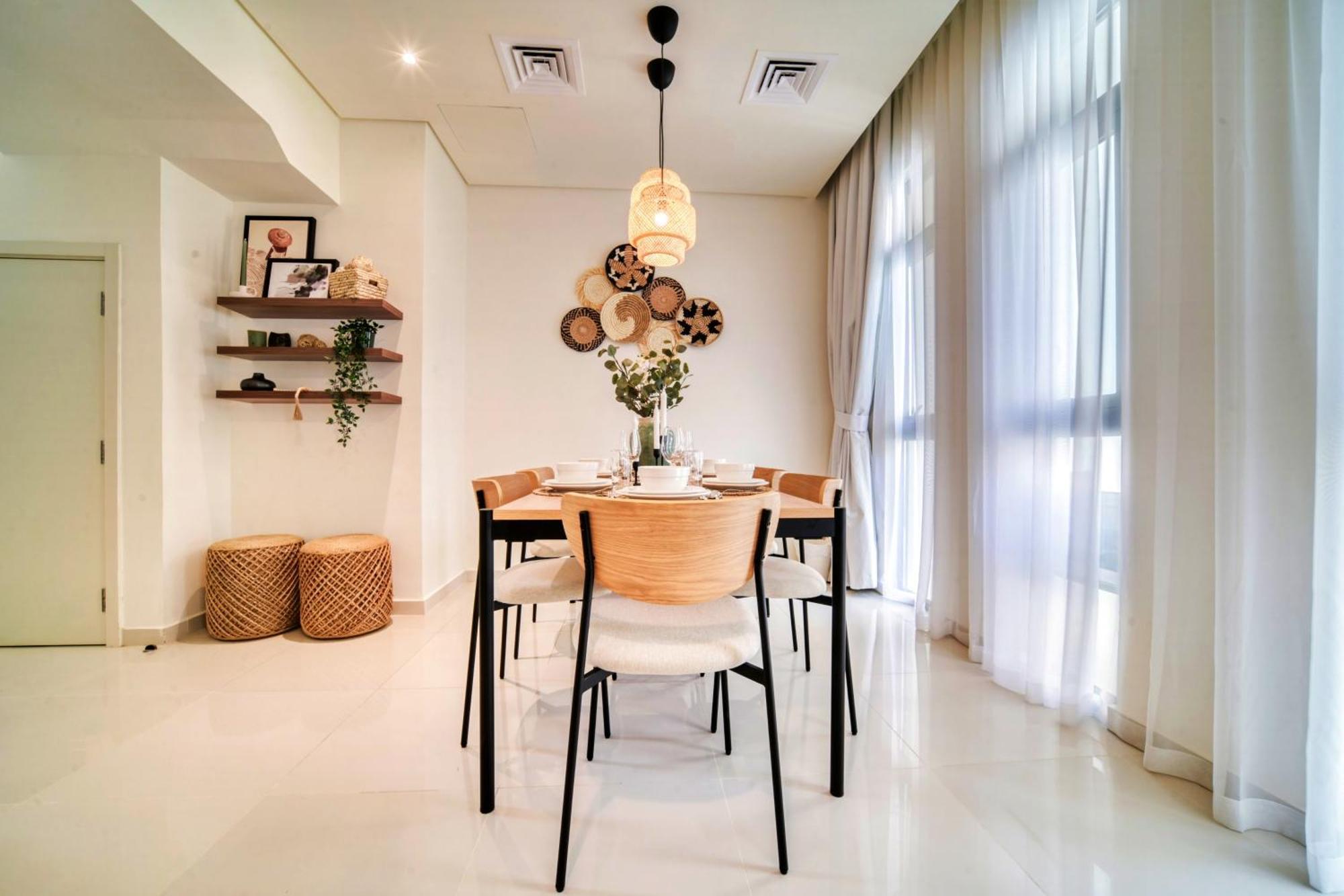 Damac Hills Ll - Stunning 4 Bedrooms With Private Pool At Land Villa Dubai