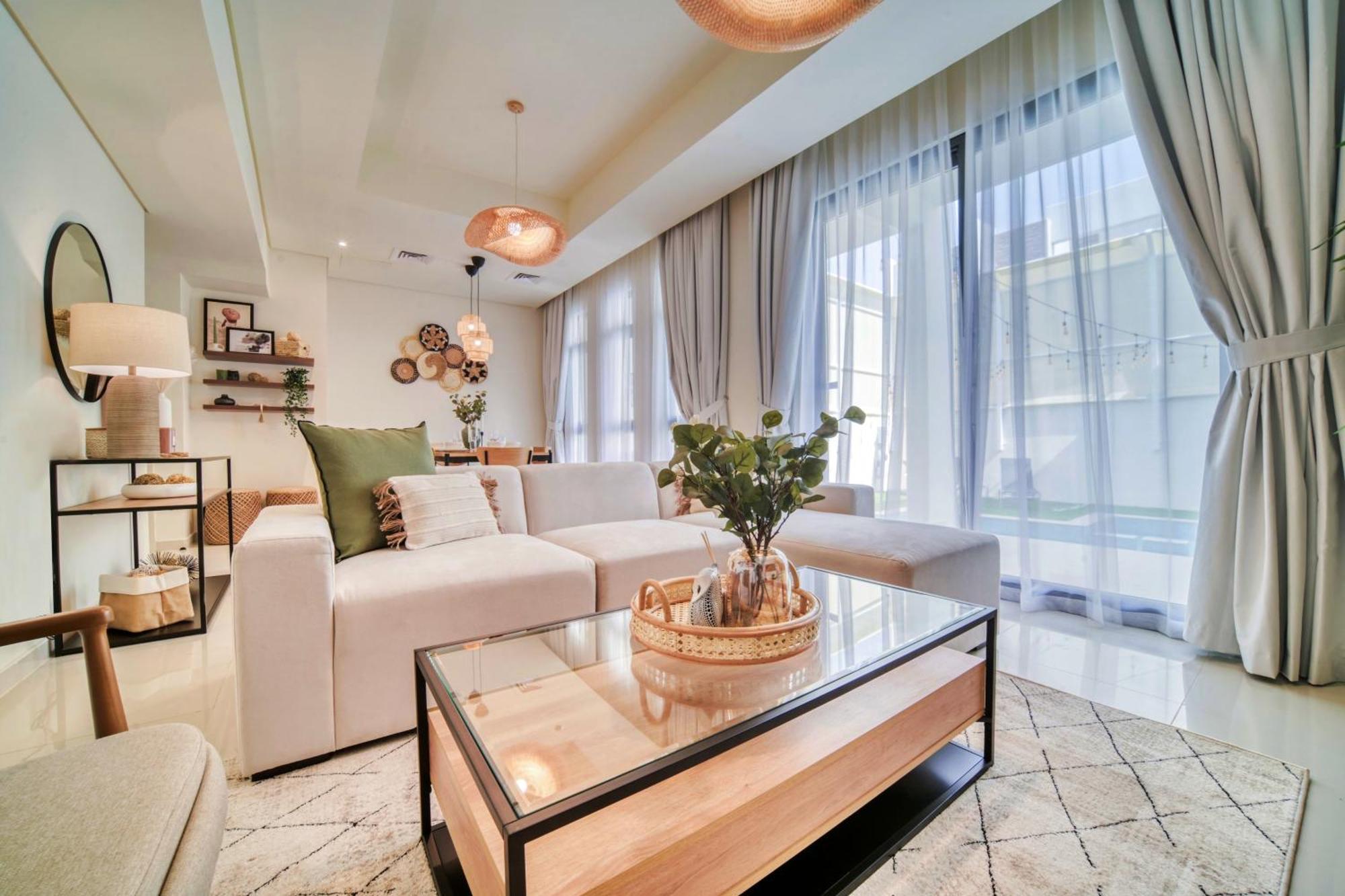 Damac Hills Ll - Stunning 4 Bedrooms With Private Pool At Land Villa *