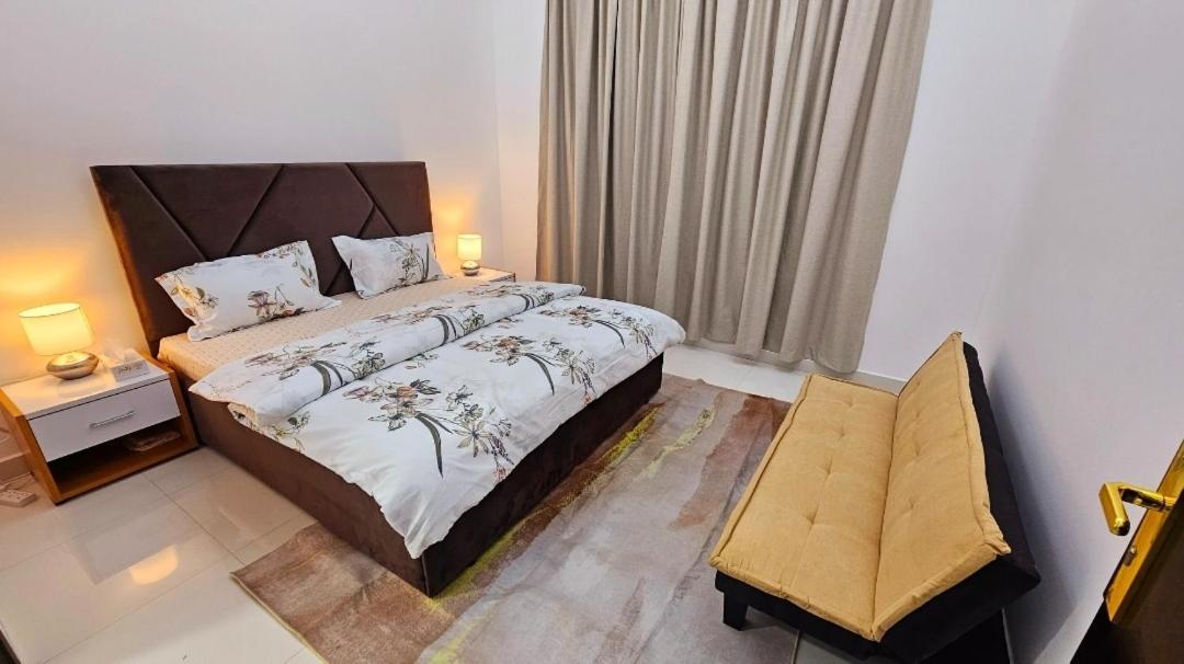 Deluxe In Near Airport