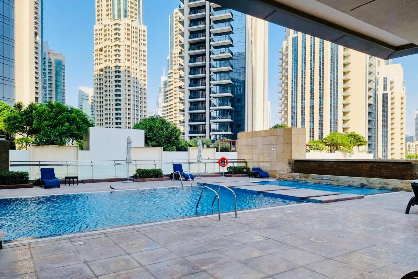 Spacious 2 Bedroom Downtown Apartment