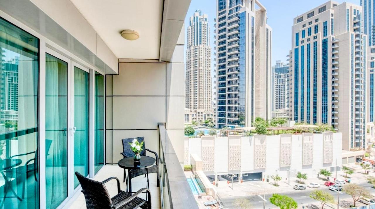 Spacious 2 Bedroom Downtown Dubai